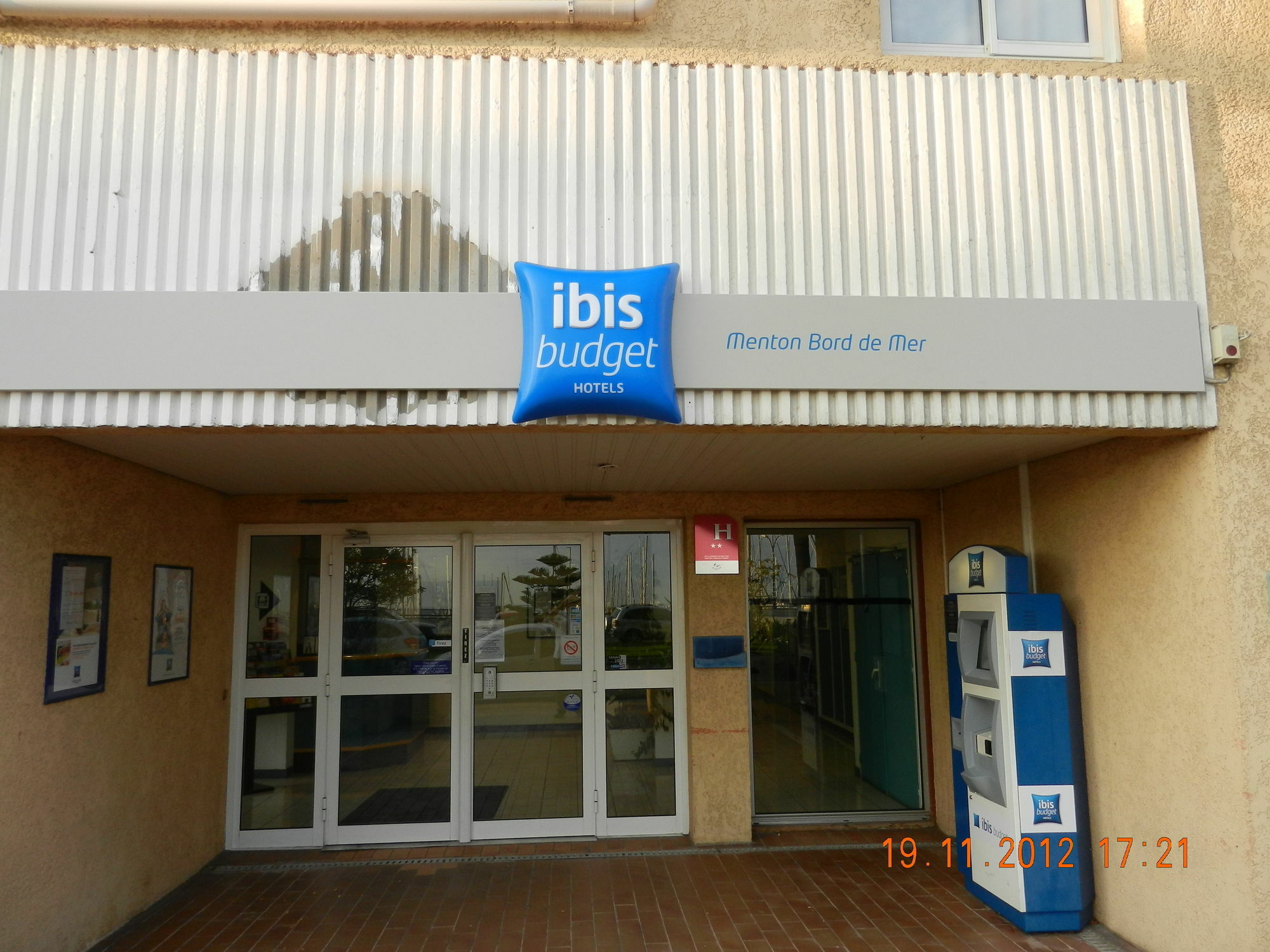 Ibis Budget Menton Bord De Mer Exterior foto